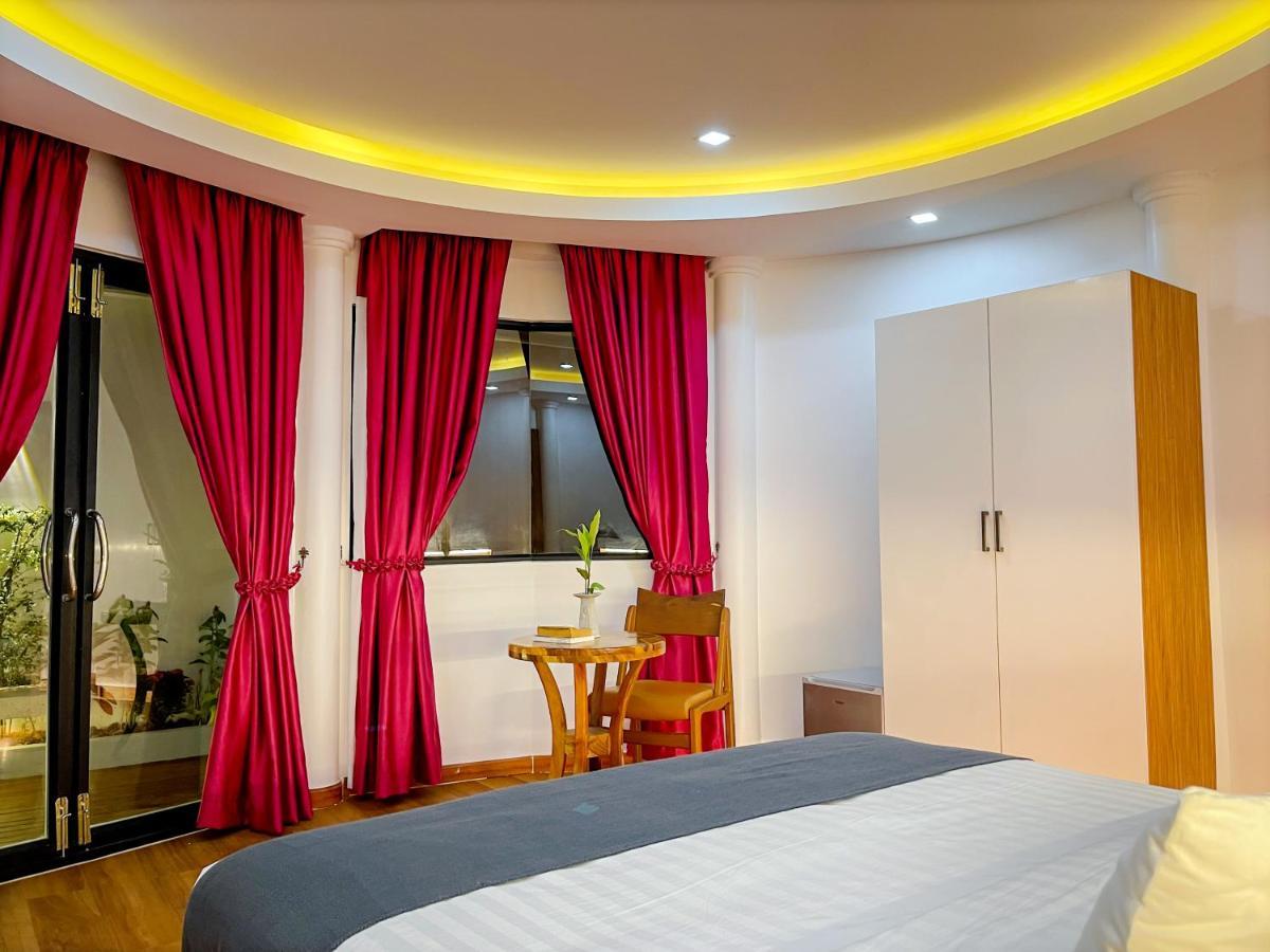 Отель Cambana La Riviere Boutique Баттамбанг Экстерьер фото